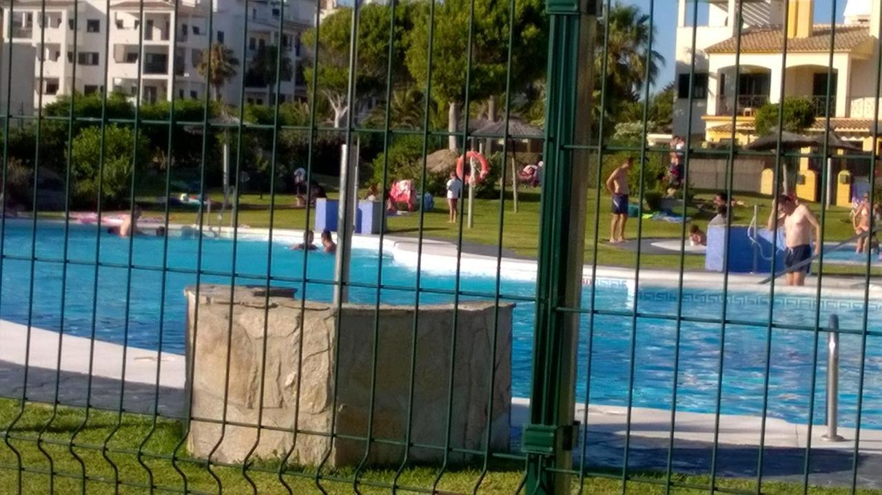 Atlanterra Bajo. Salida Directa. Urbanizacion De Lujo. Piscinas Canchas Padel. Wifi Y A/A Zahara de los Atunes Kültér fotó